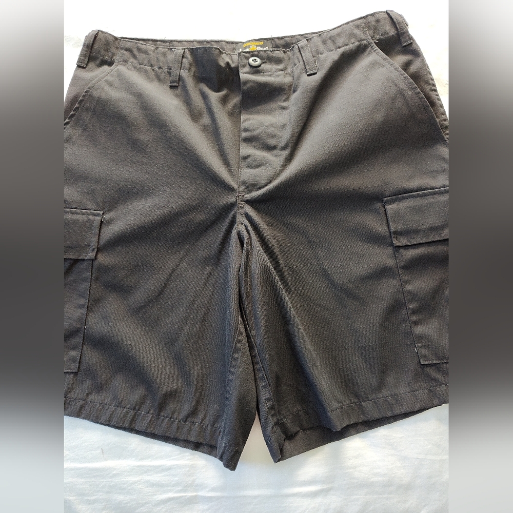 QUARTERMASTER Law Pro Men's 6 Pocket Black BDU Shorts. Size Large waist 35"- 39"